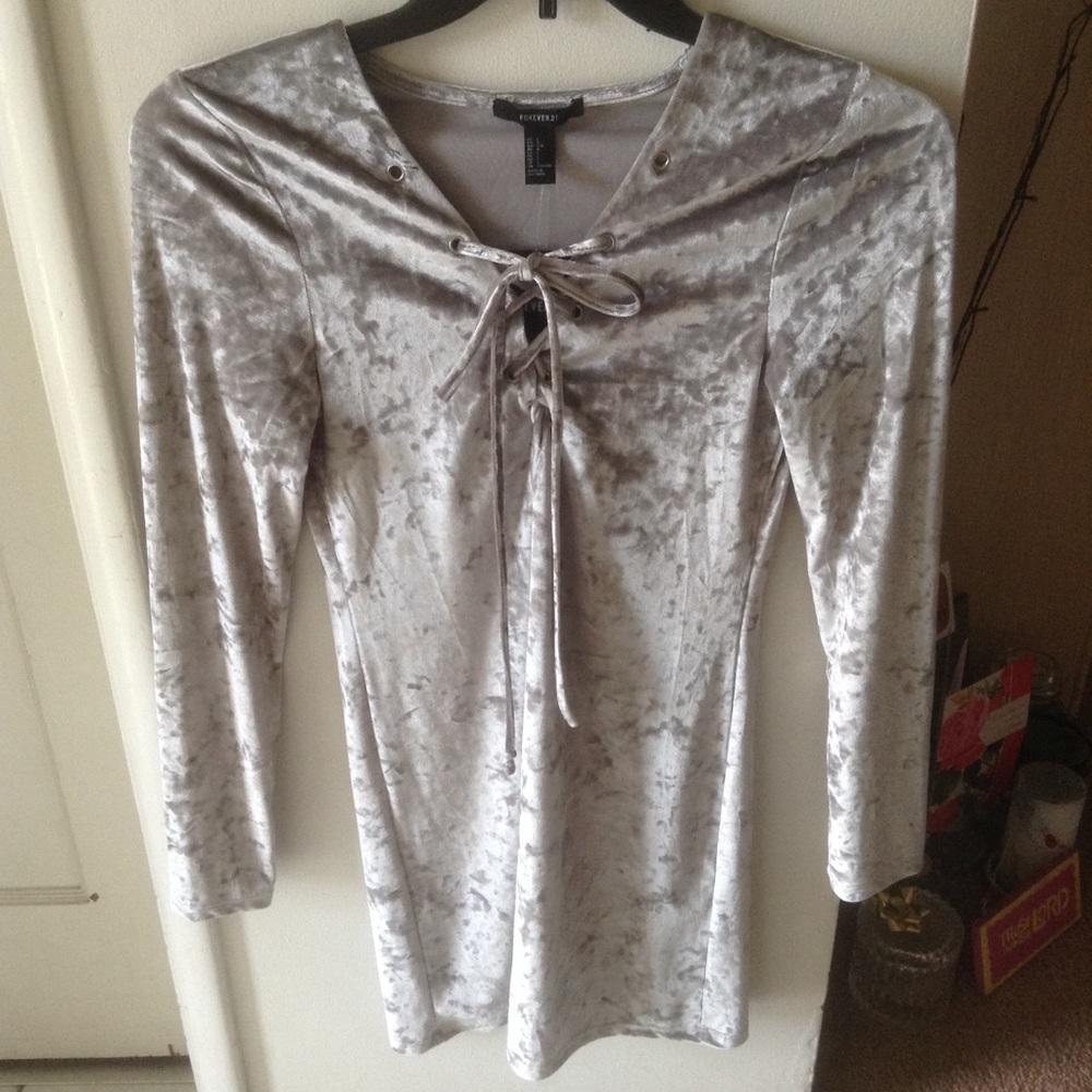 New Crushed Velvet Lace-Up Dress - Picture 2 of 6